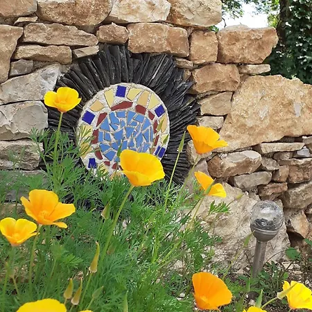 De Charme Piscine Privee A *